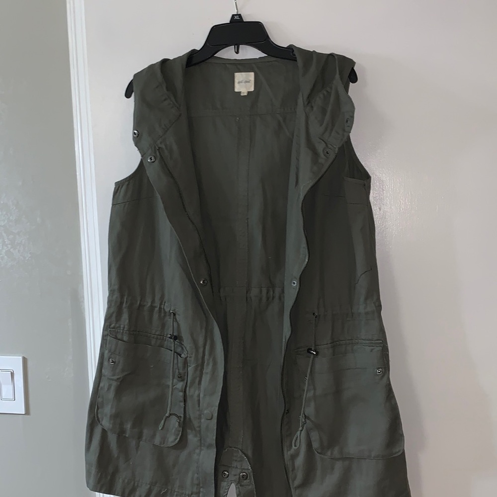 Wet Seal Vest with hood